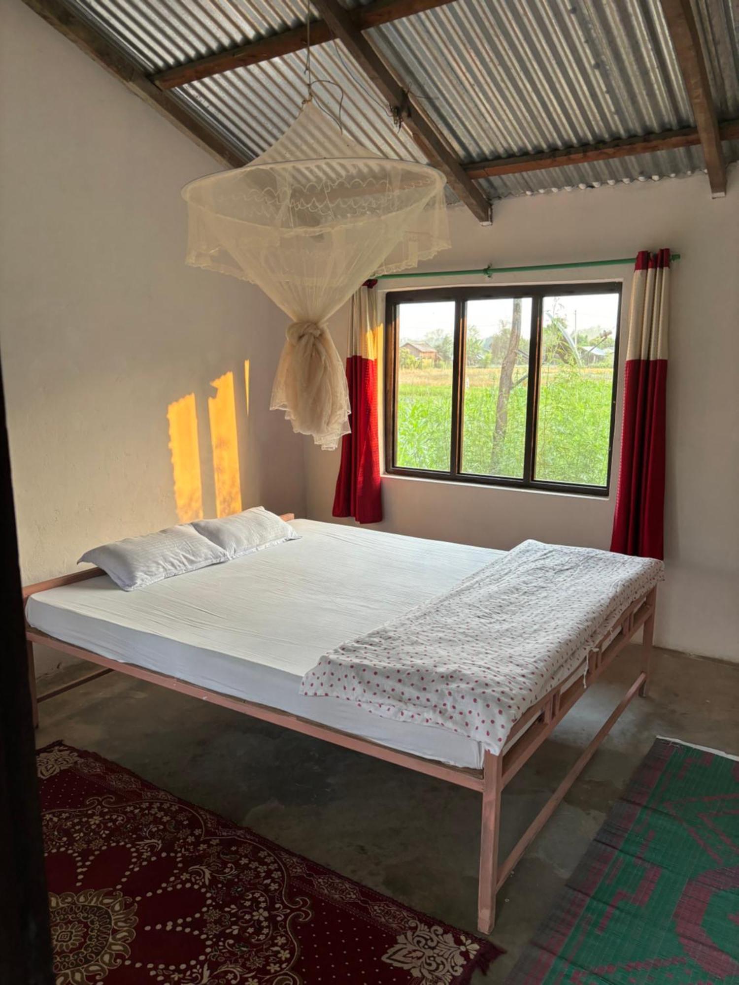 Nanu'S Bardiya Homestay Bilik gambar